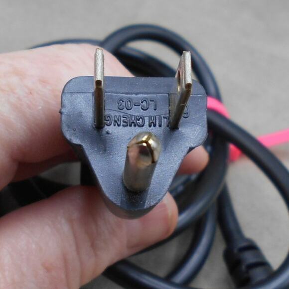 LIH Cheng LC-03 CH202G 10A 250V AC Replacement Power Cord 5' - Picture 3 of 6